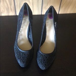 Lace Nine West heels